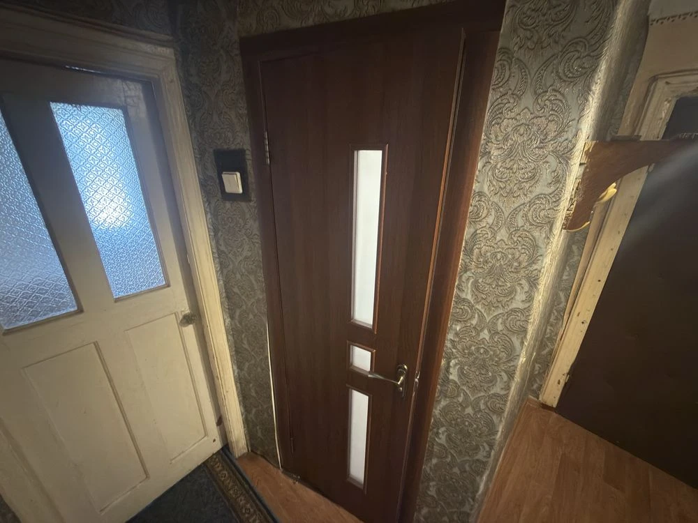 Two-bedroom apartment for sale, Solyani, School stop, brick