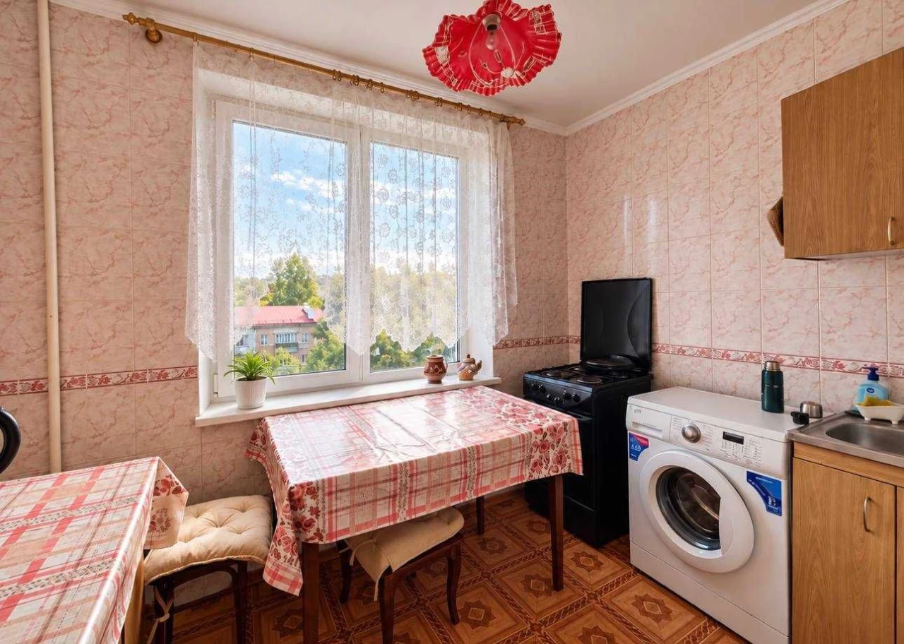 Sale of a 3-room apartment in Pavlovoye Pole!!