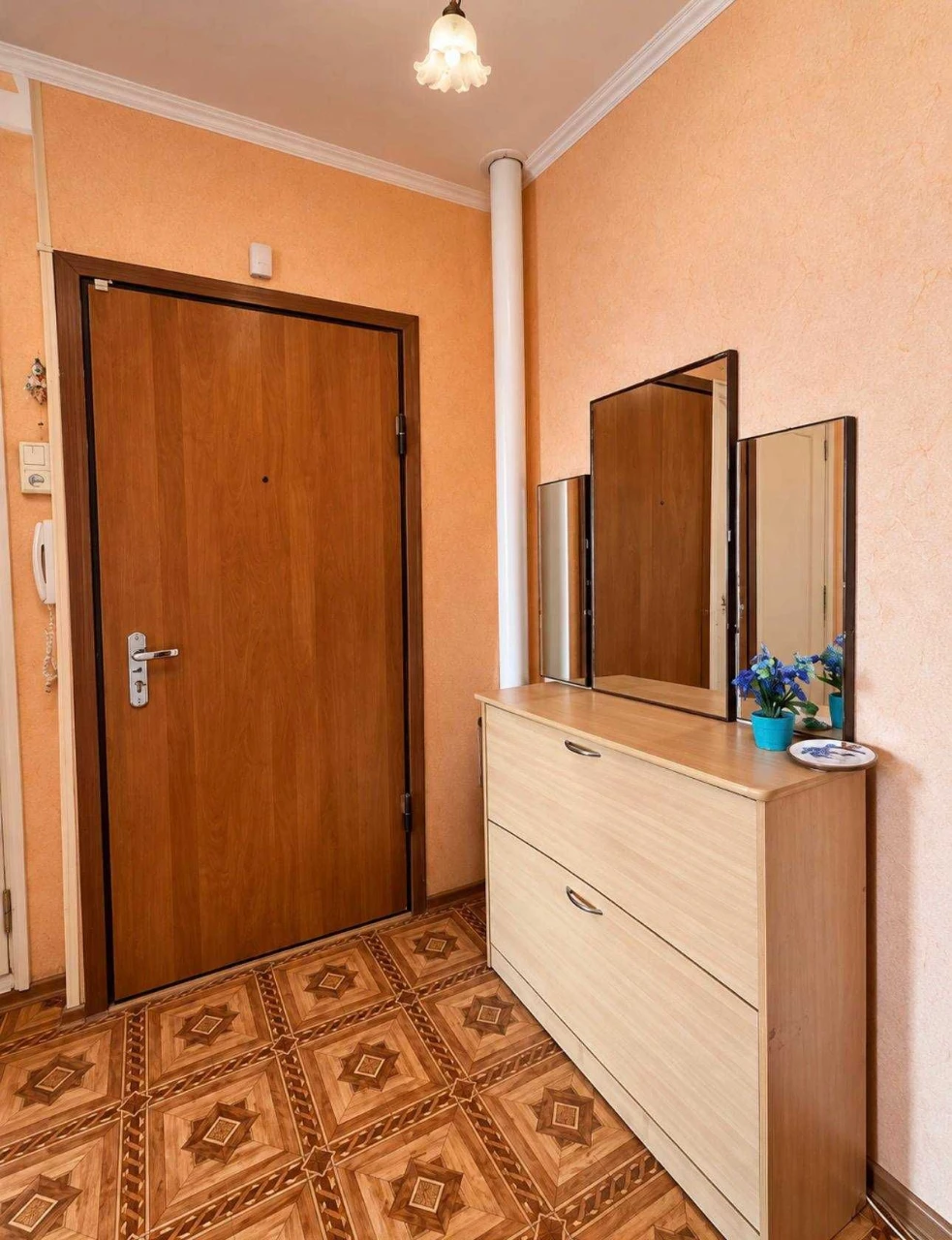 Sale of a 3-room apartment in Pavlovoye Pole!!