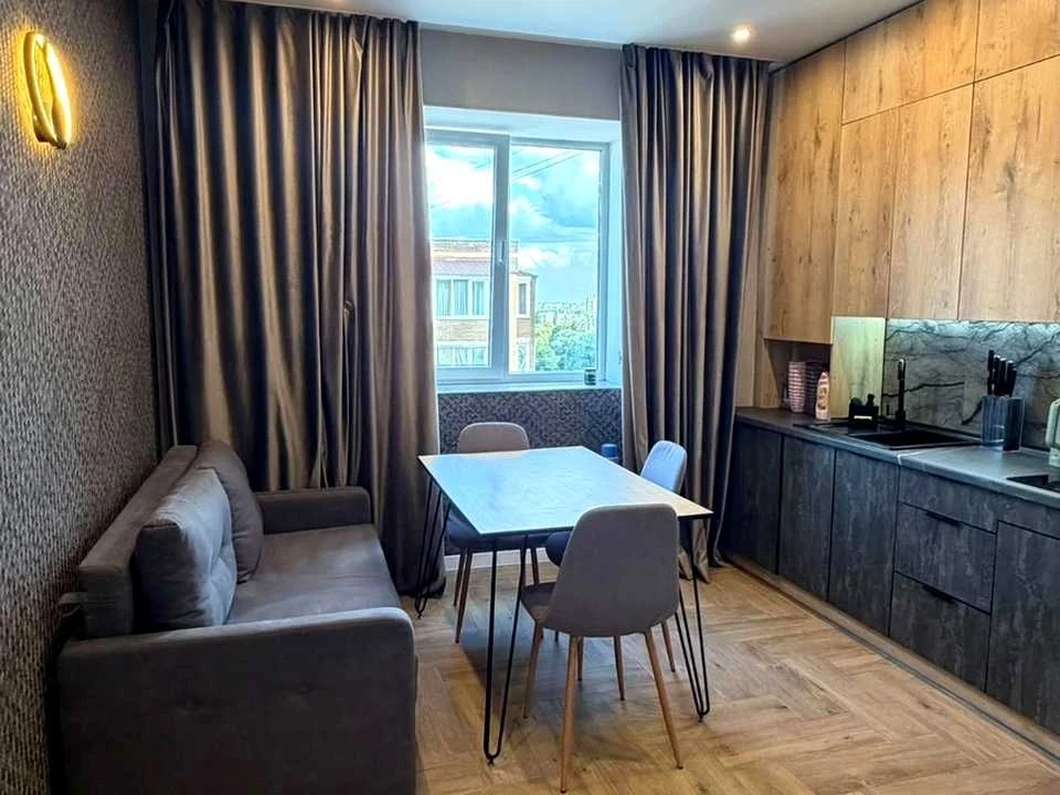 Apartment. Zarychanska st., Kamianets-Podilskyi
