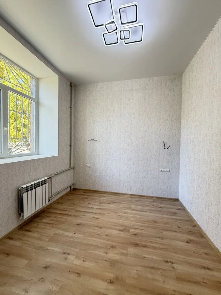 For Sale: 3-bedroom apartment on Arkasivska Street with turnkey renovation