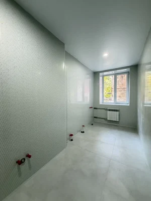 For Sale: 3-bedroom apartment on Arkasivska Street with turnkey renovation