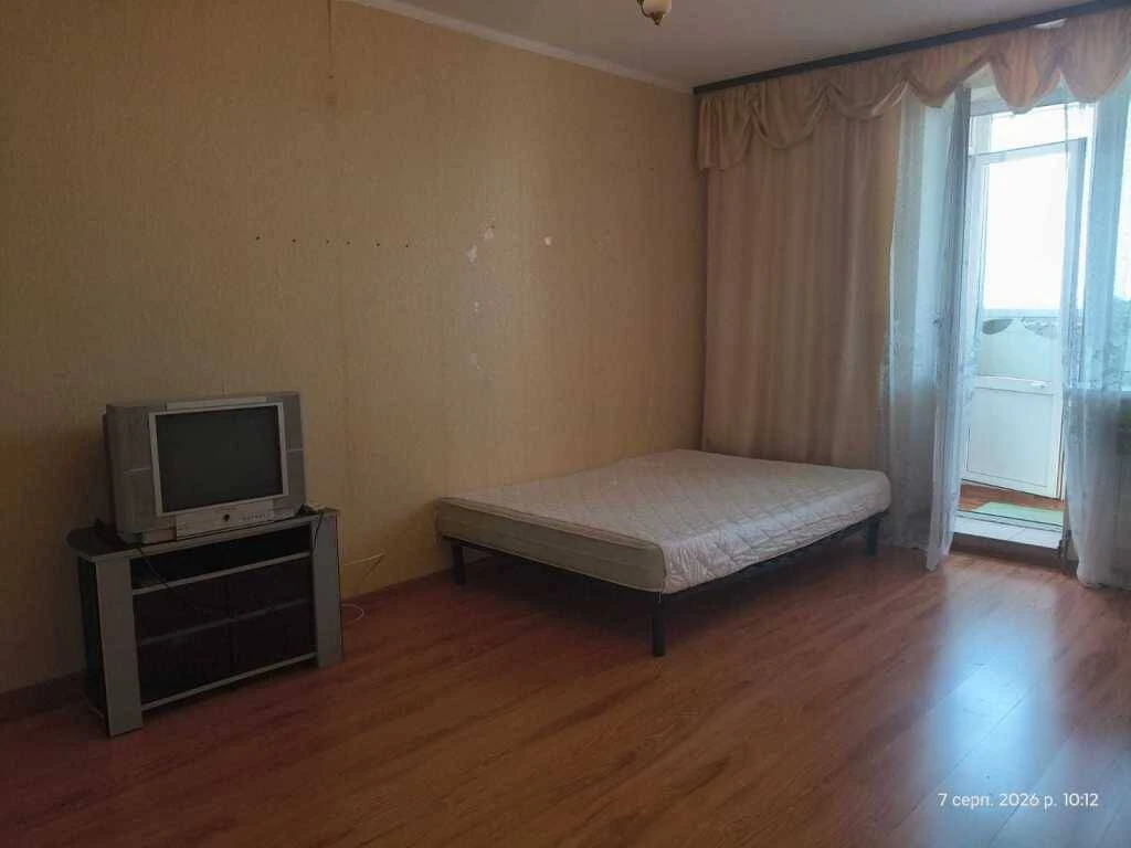 Продається 1-кімнатна квартира, Киев, Дарницкий район, улица Бориспольская, 6