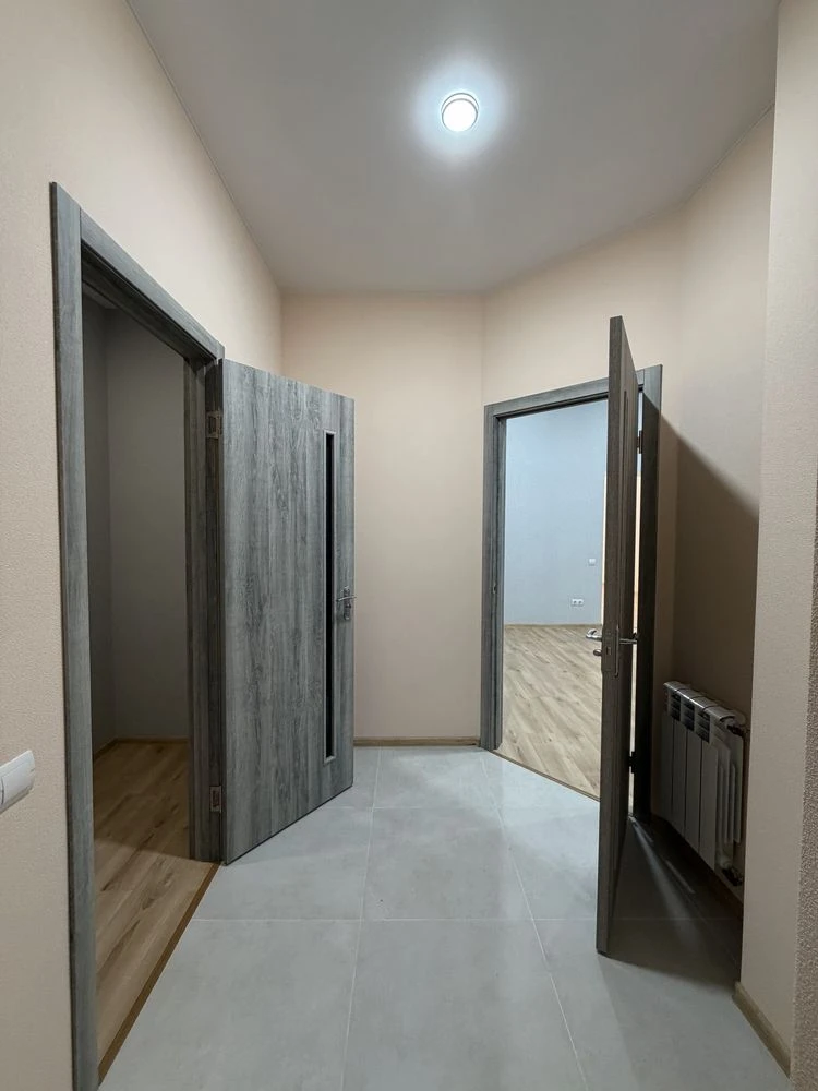 3-bedroom apartment for sale on Arkasivska Street with renovation