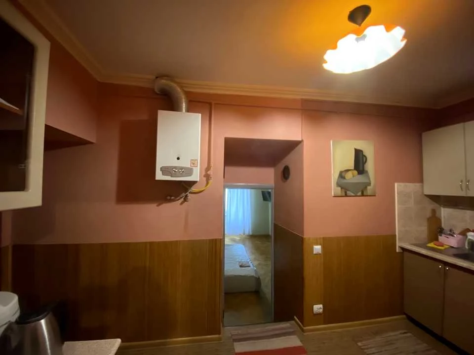 Квартира. Львів, Катедральна площа.