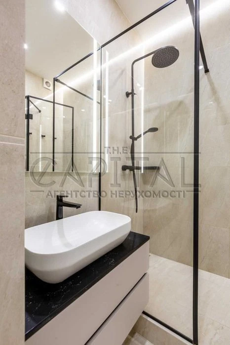 For sale / Apartment / 57 m2 / Residential complex Novopecherskie Lypky / Pechers