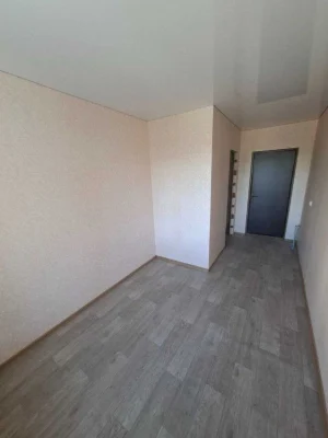 For sale: Hotel with renovation in the Industrial District