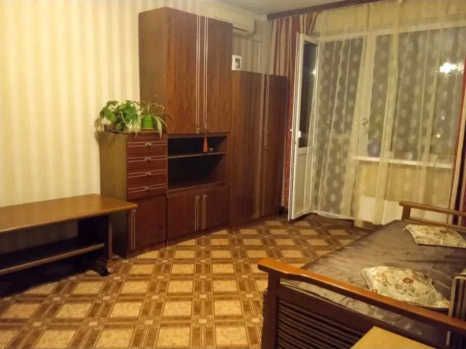 Квартира. Микола Бажана проспект, Київ