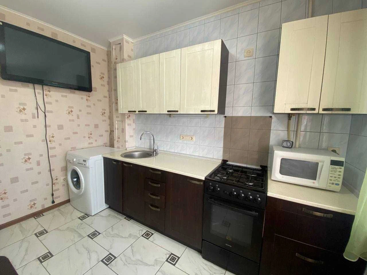 Sale of 3-room apartment on Architektora Nikolayeva st. 3B