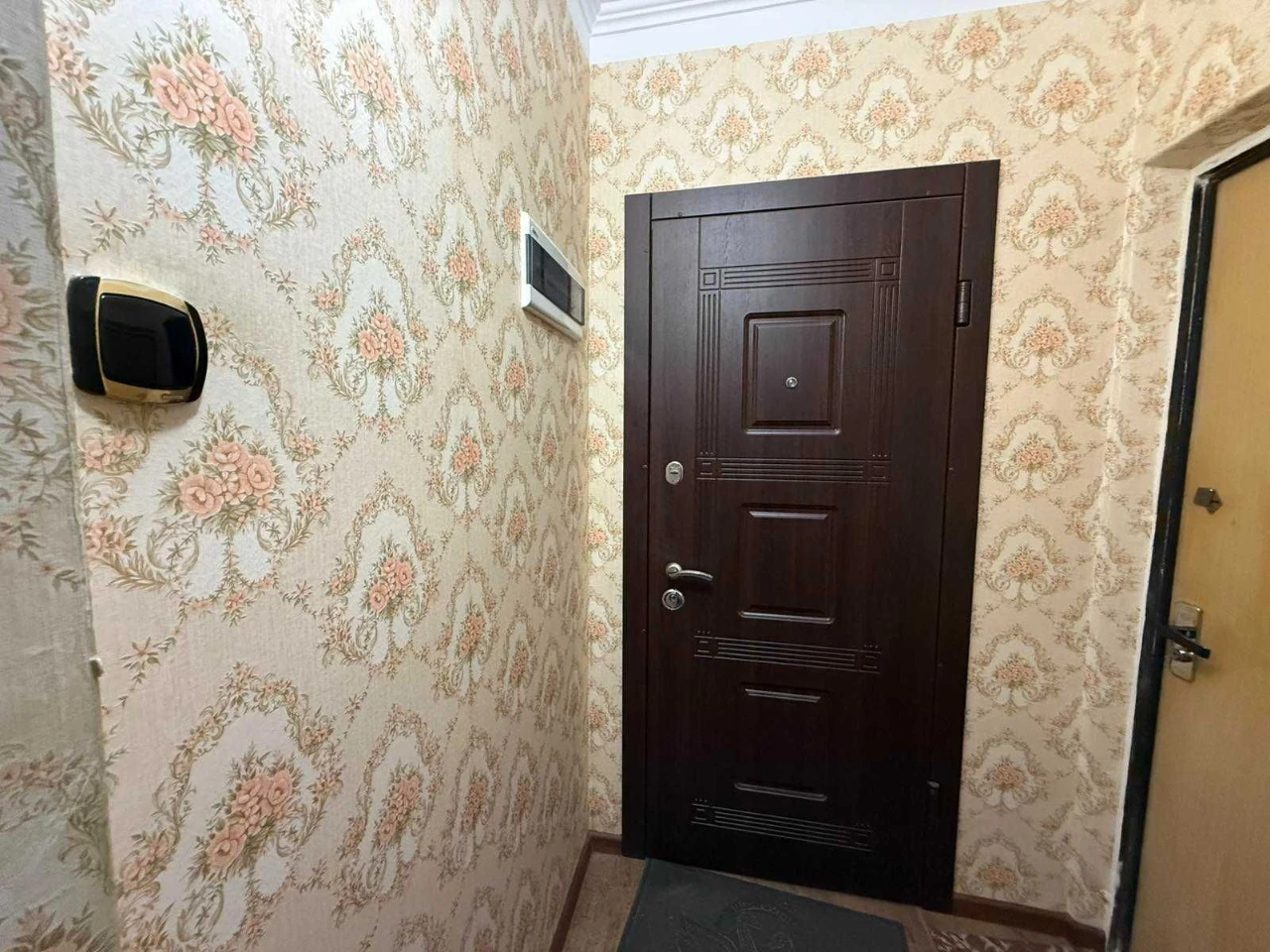 Sale of 3-room apartment on Architektora Nikolayeva st. 3B
