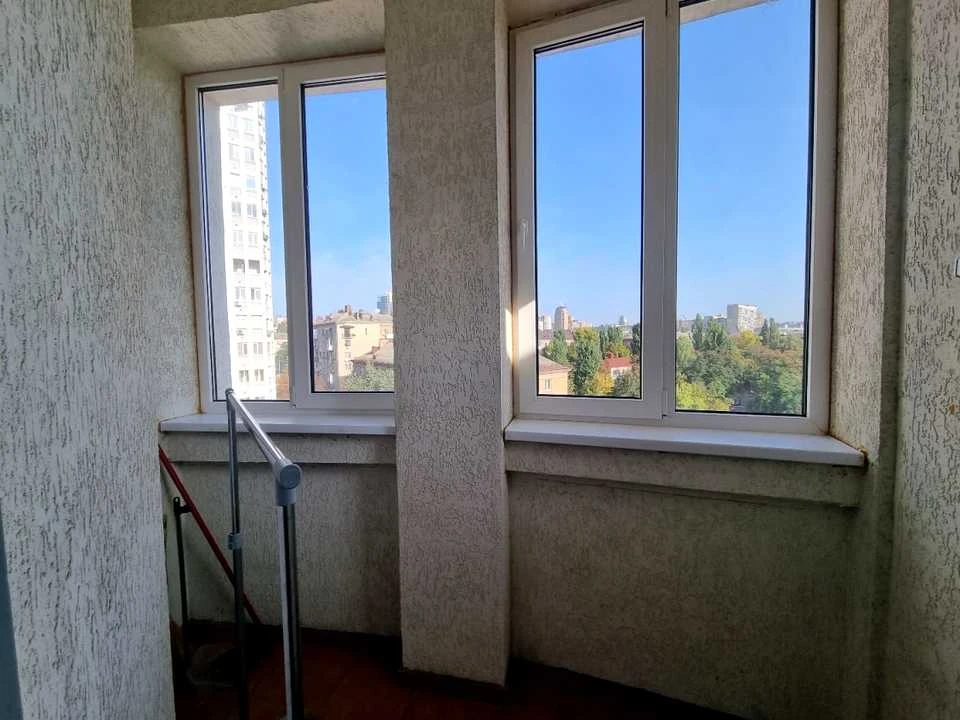 Квартира. Микола Михновського бульвар, Київ