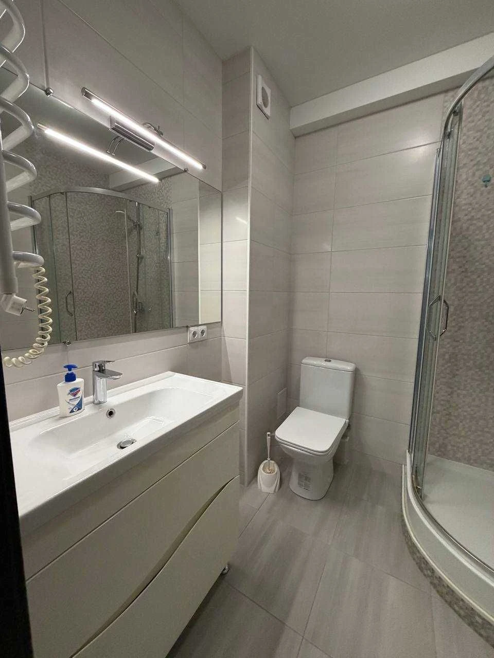 В продаже 1 комнатная квартира в новом доме на улице Сахаров