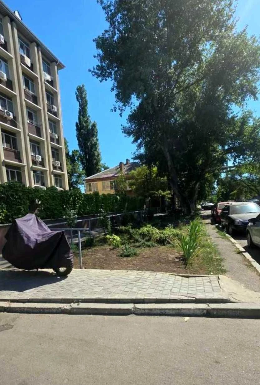 For Sale: Cozy Studio Apartment in Odesa, Perys district
