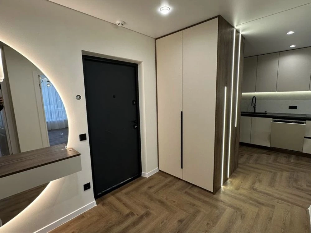 Apartment for Sale in Family Plaza | Stylish 2-bedroom apartment with a kitchen