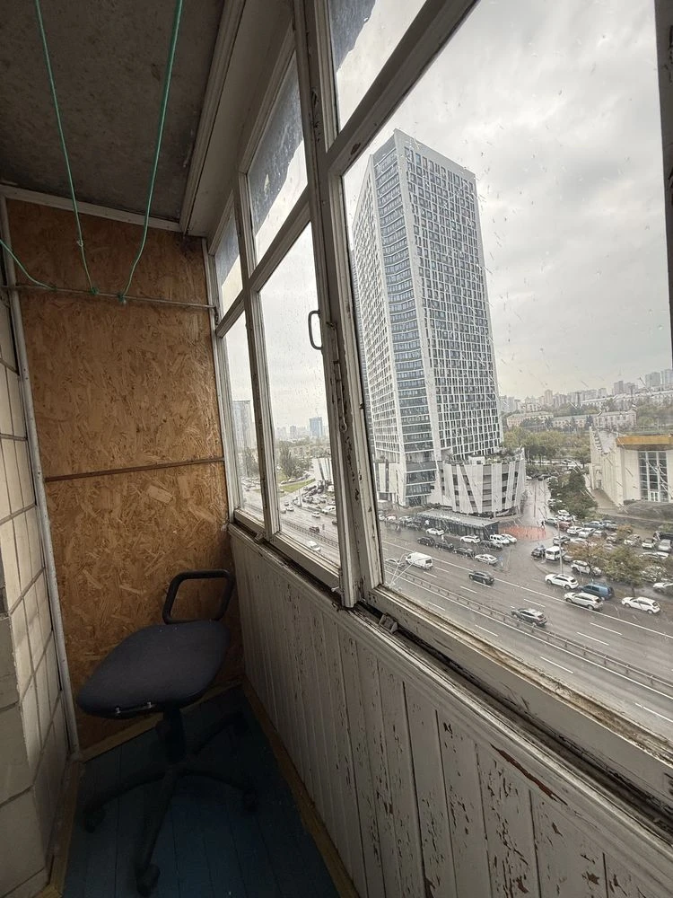 Берестейский пр-кт 18, м Политехнический институт Продажа 3-комнатной
