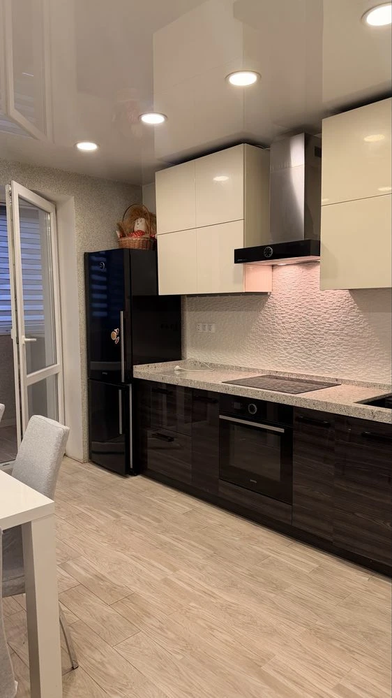Apartment with New Renovation