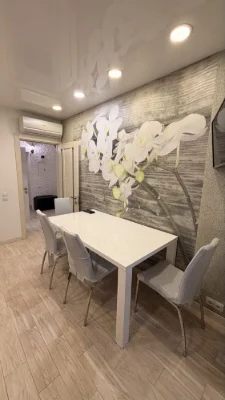 Apartment with New Renovation