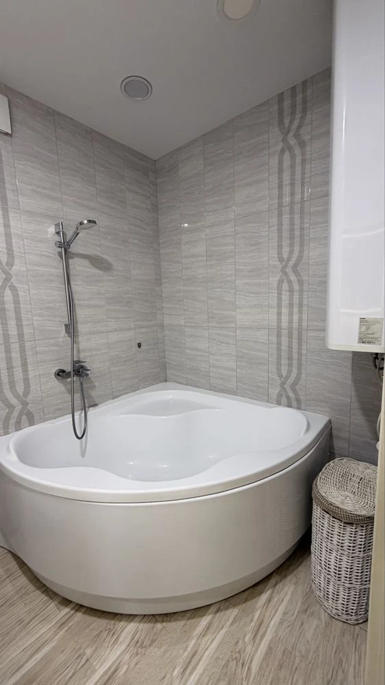 Apartment with New Renovation