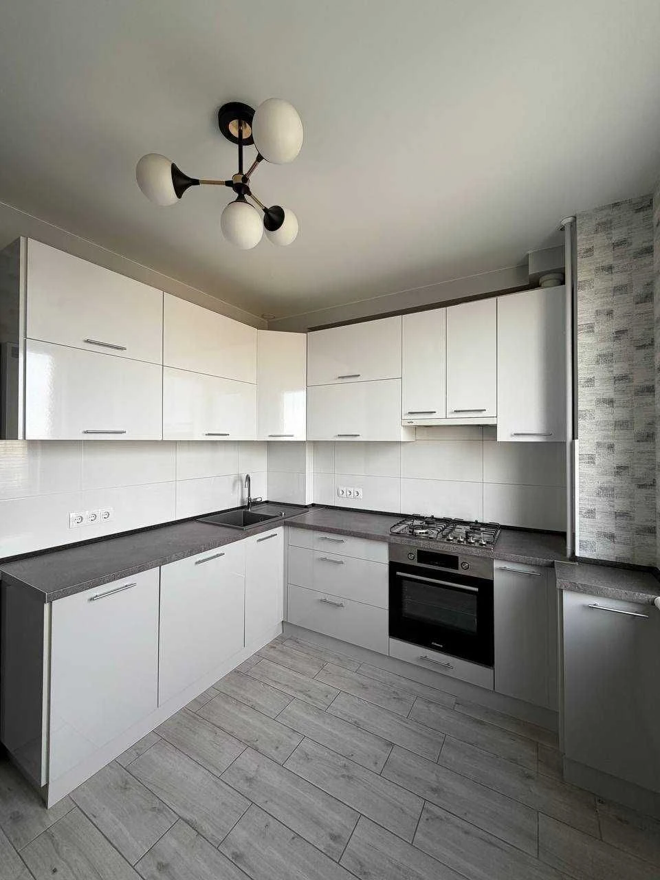 1-bedroom apartment on Bocharova Street (Bovalina) gas, good quality
