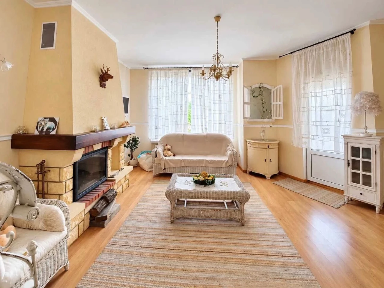 Stylish townhouse for sale, 120 sq m, 4.5 acres with own garden