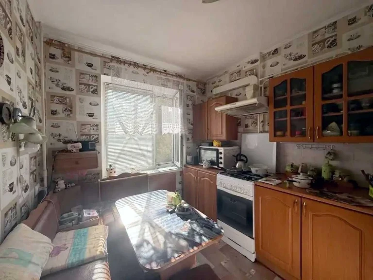 For sale 2-room apartment (cheshka) on Mira Street / Zaharchenko Street / Levoberizhnyi-3.