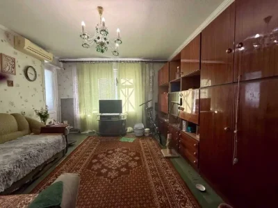 For sale 2-room apartment (cheshka) on Mira Street / Zaharchenko Street / Levoberizhnyi-3.