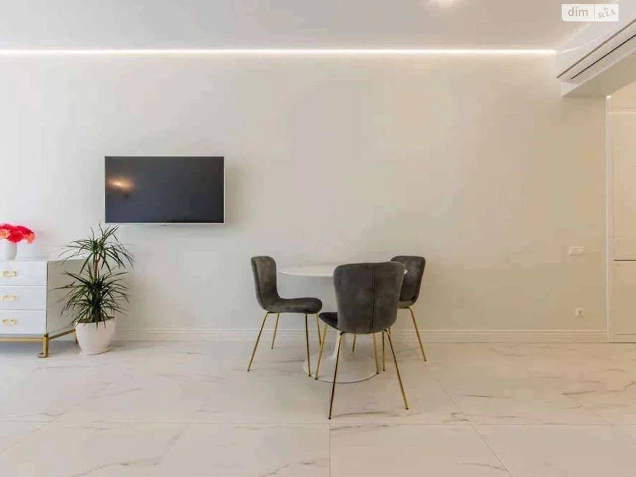 Long-Term Rental Apartment, Obolon