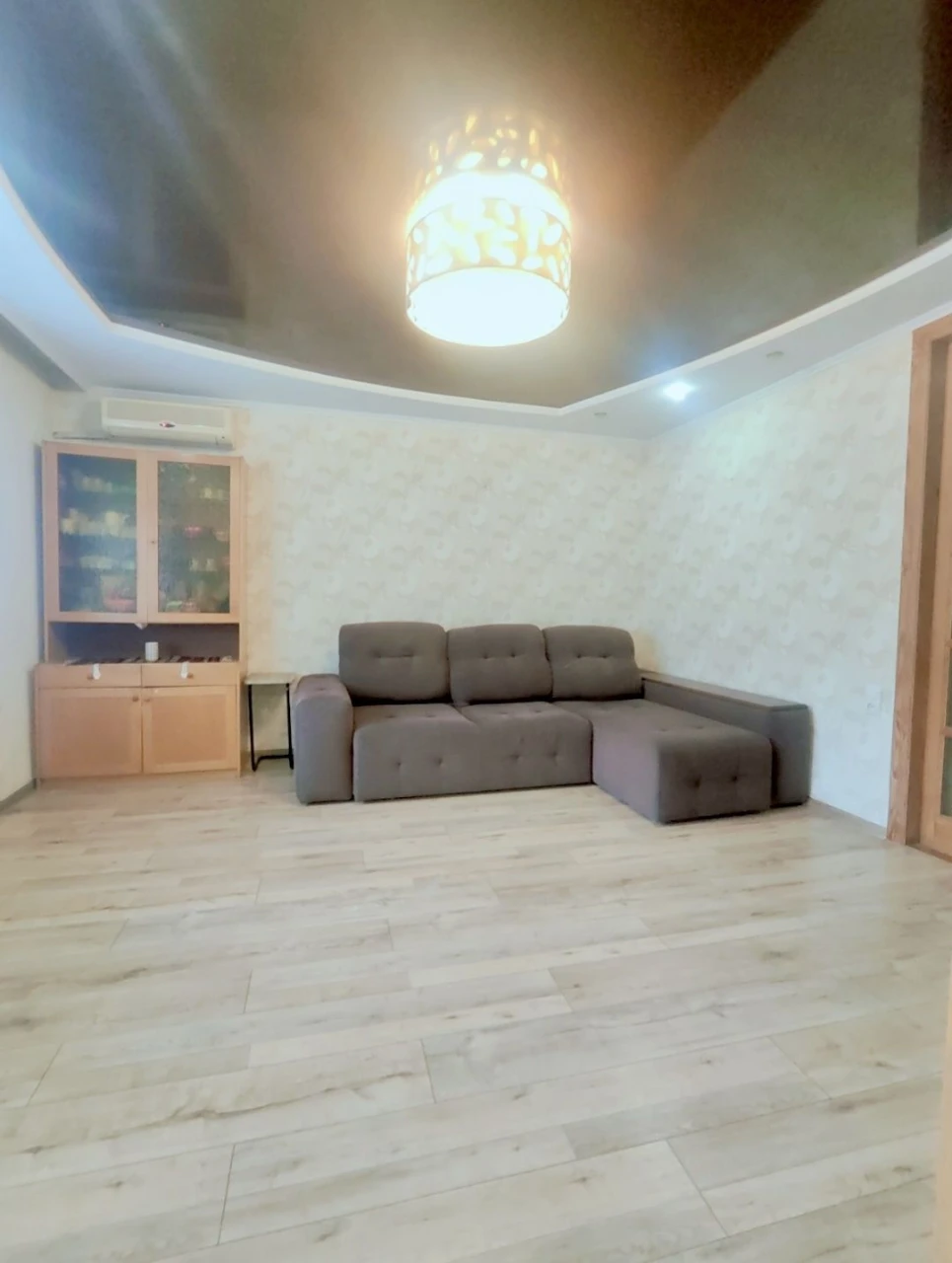 For sale, 2-bedroom apartment in Krasny Kamne, brick house