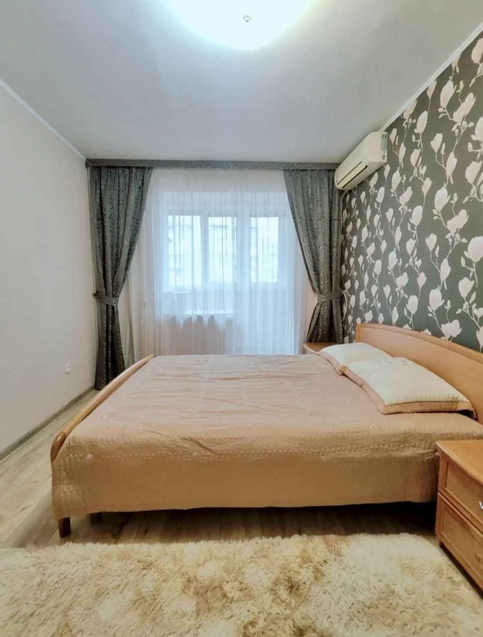For sale, 2-bedroom apartment in Krasny Kamne, brick house