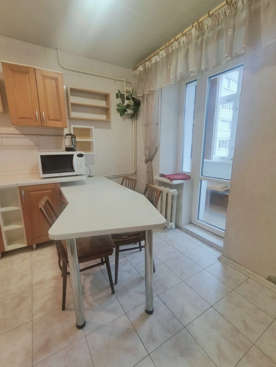 For sale, 2-bedroom apartment in Krasny Kamne, brick house