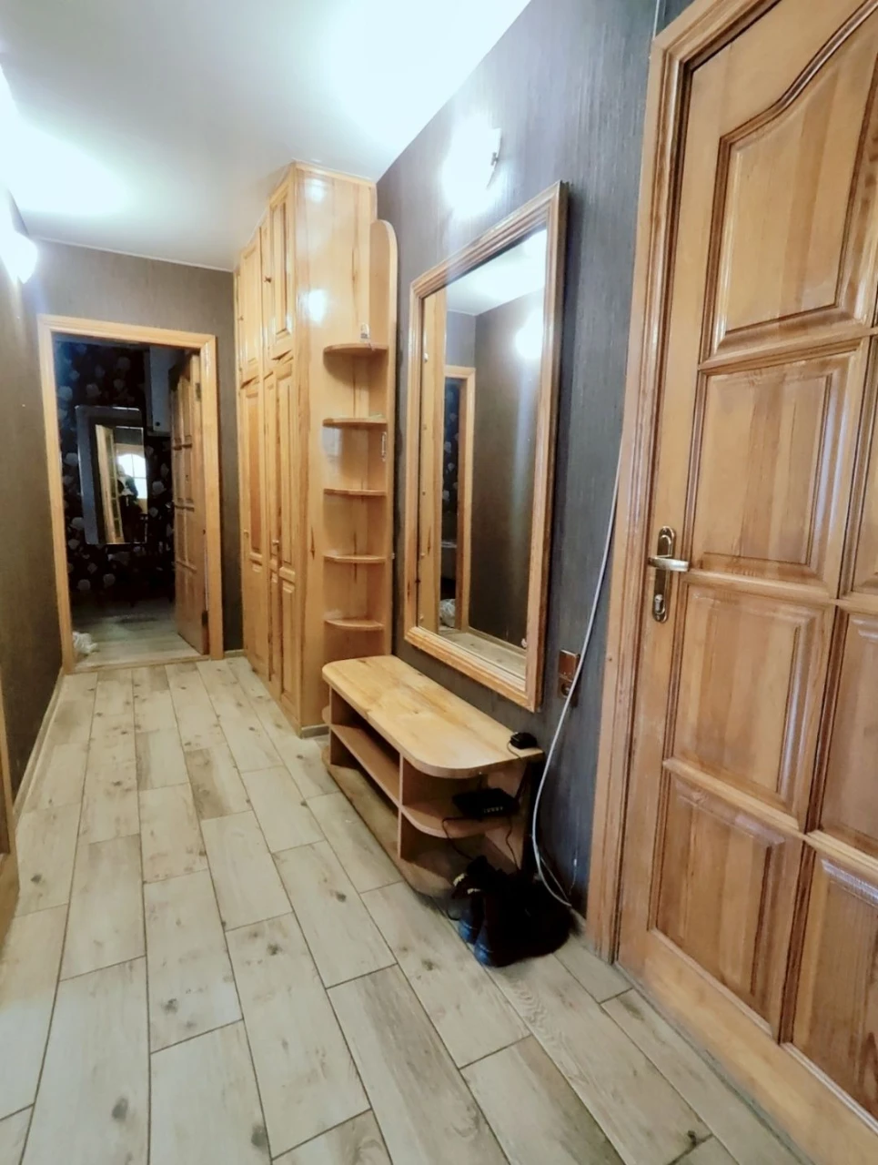 For sale, 2-bedroom apartment in Krasny Kamne, brick house