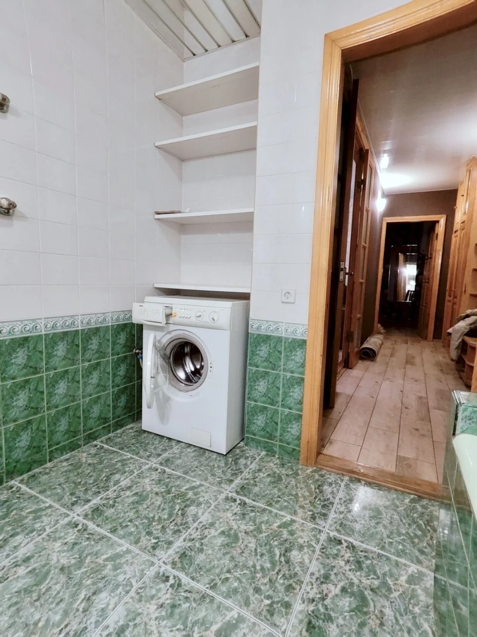 For sale, 2-bedroom apartment in Krasny Kamne, brick house