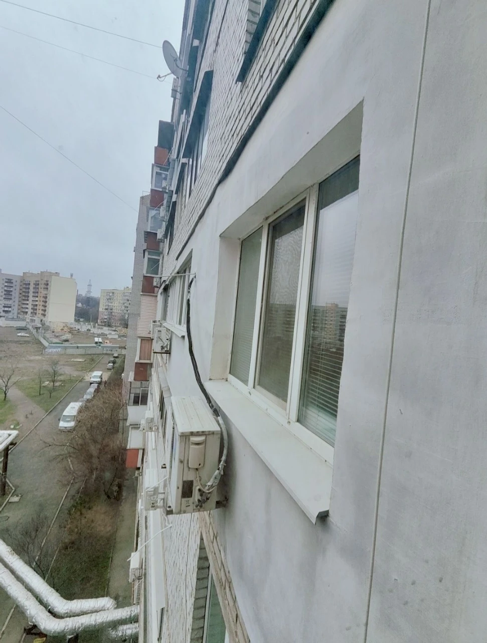 For sale, 2-bedroom apartment in Krasny Kamne, brick house