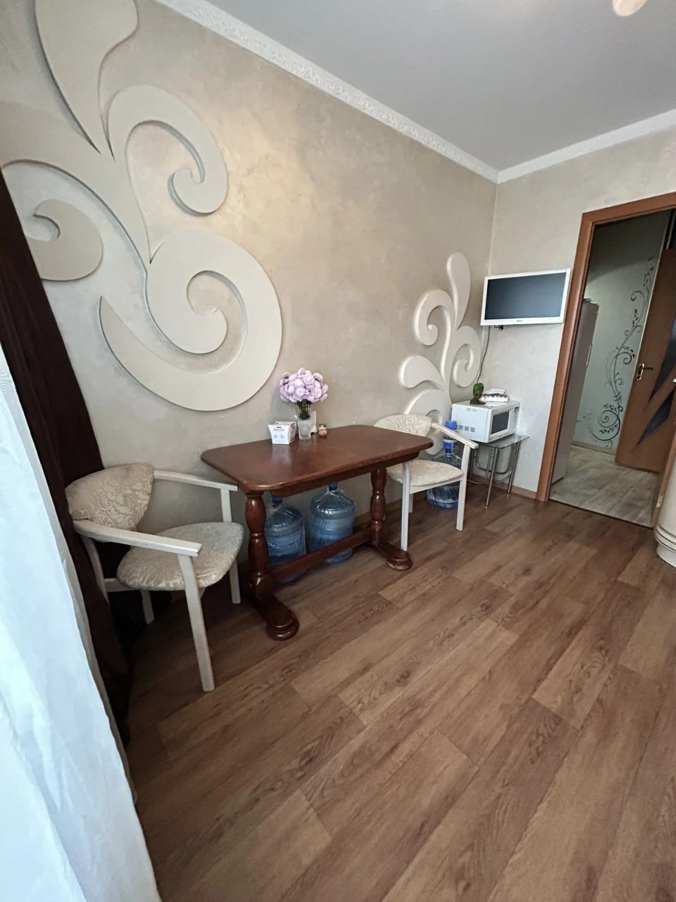 For Sale 2-room apartment on Kommunare