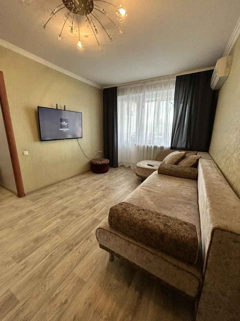 For Sale 2-room apartment on Kommunare