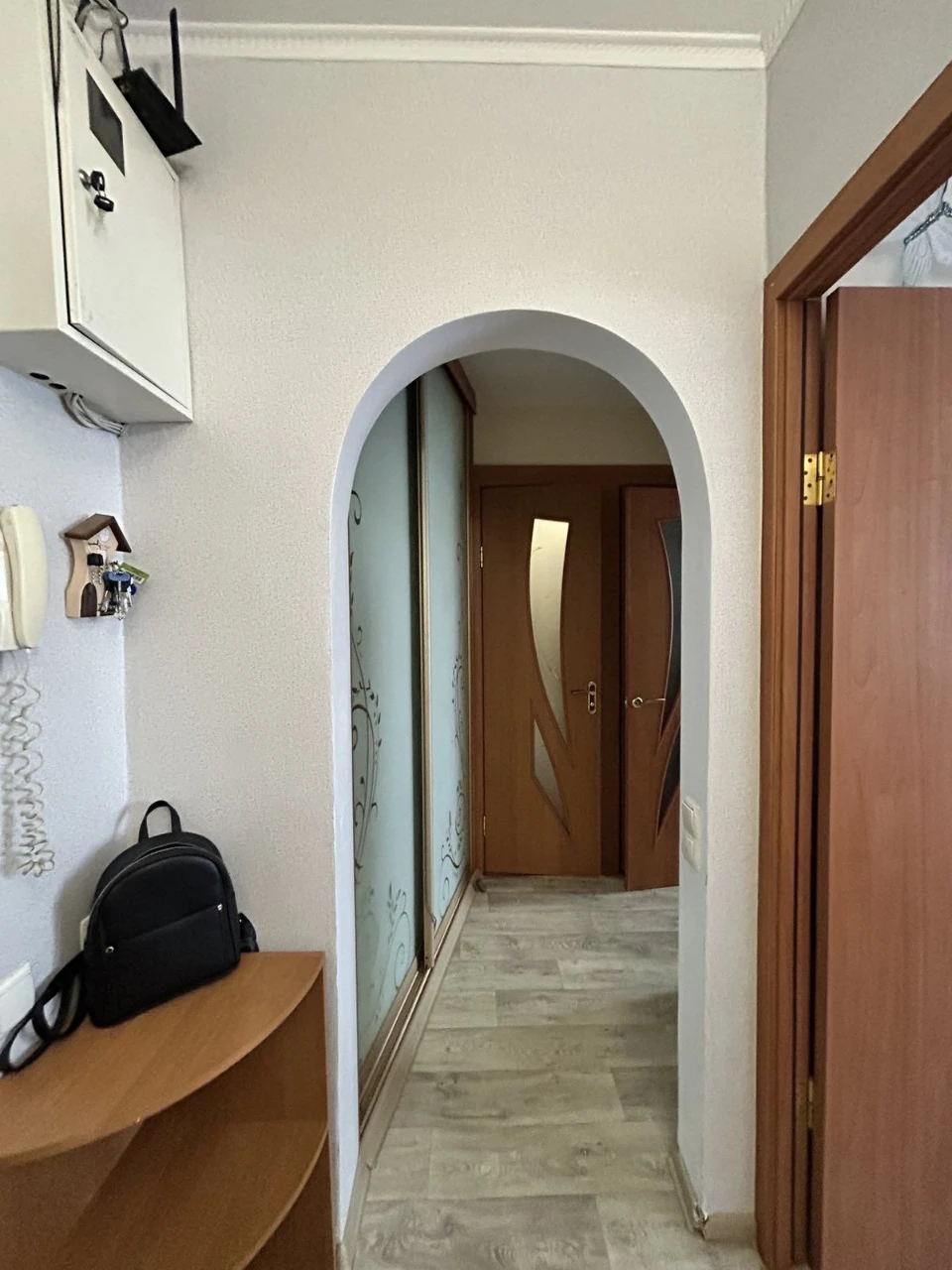 For Sale 2-room apartment on Kommunare