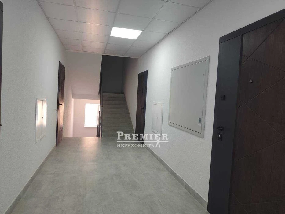 Продам однокомнатную квартиру с ремонтом!!