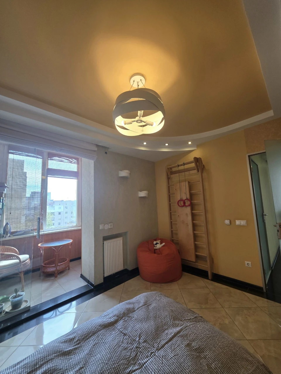For Sale! Stylish 2-room apartment, kitchen-studio and 2 bedrooms, Шевchenko Street