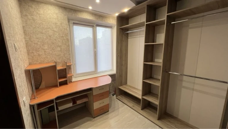 3-room apartment. No commission! From the owner.