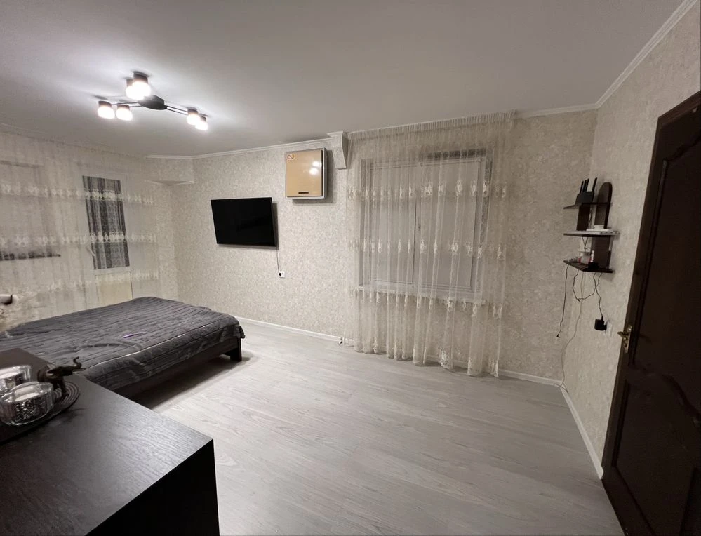 3-room apartment. No commission! From the owner.