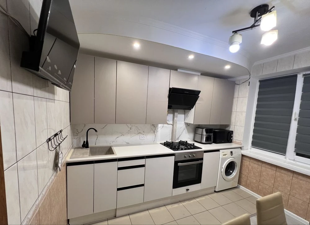 3-room apartment. No commission! From the owner.