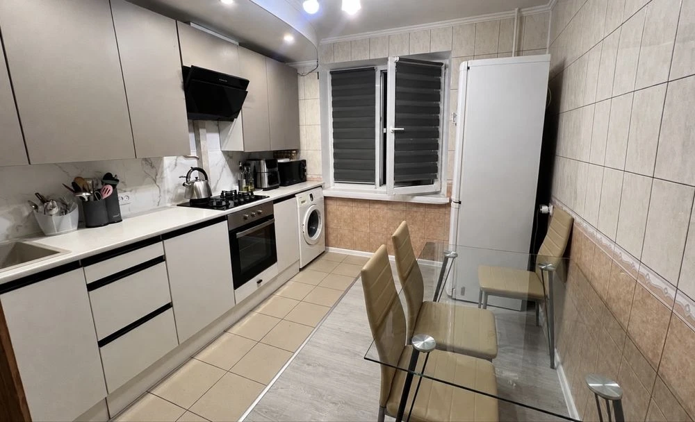 3-room apartment. No commission! From the owner.