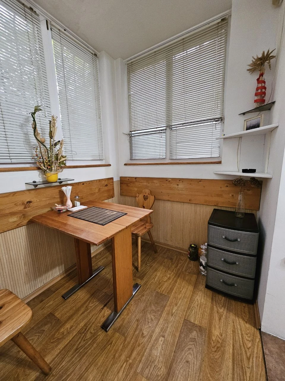 Apartment for Rent: Евгений Konovalts Street 27A in Kyiv /