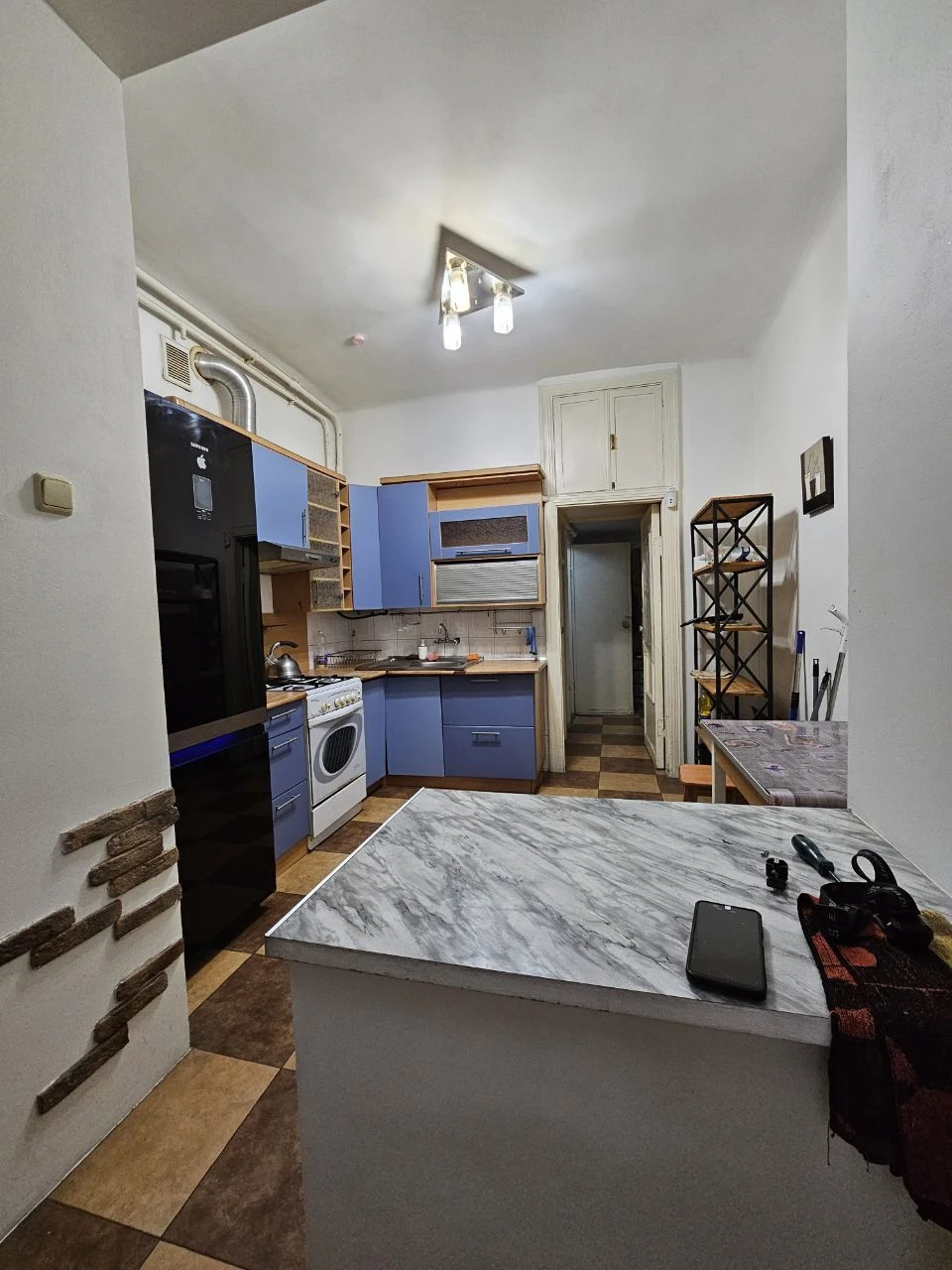 Apartment for Rent: Евгений Konovalts Street 27A in Kyiv /