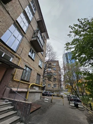 Apartment for Rent: Евгений Konovalts Street 27A in Kyiv /