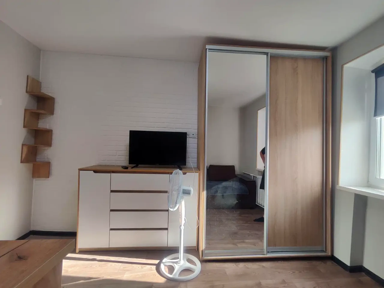 One-bedroom apartment for sale, 23 sq m, 3rd floor.