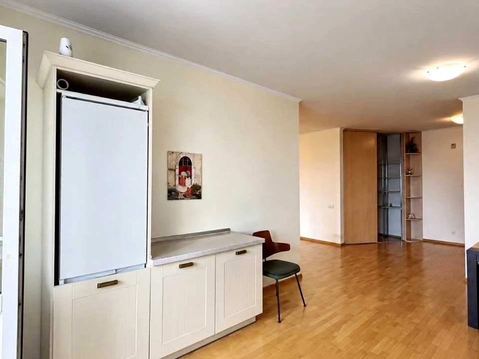 Apartment. Dragomanoova st., Kyiv