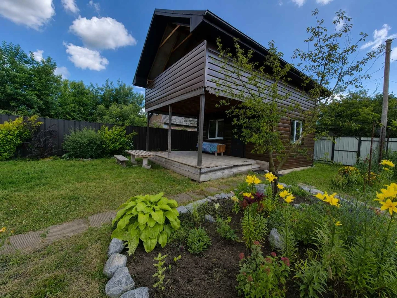 For Sale: Country House with Land of 6 Acres in the "Kras" Cooperative