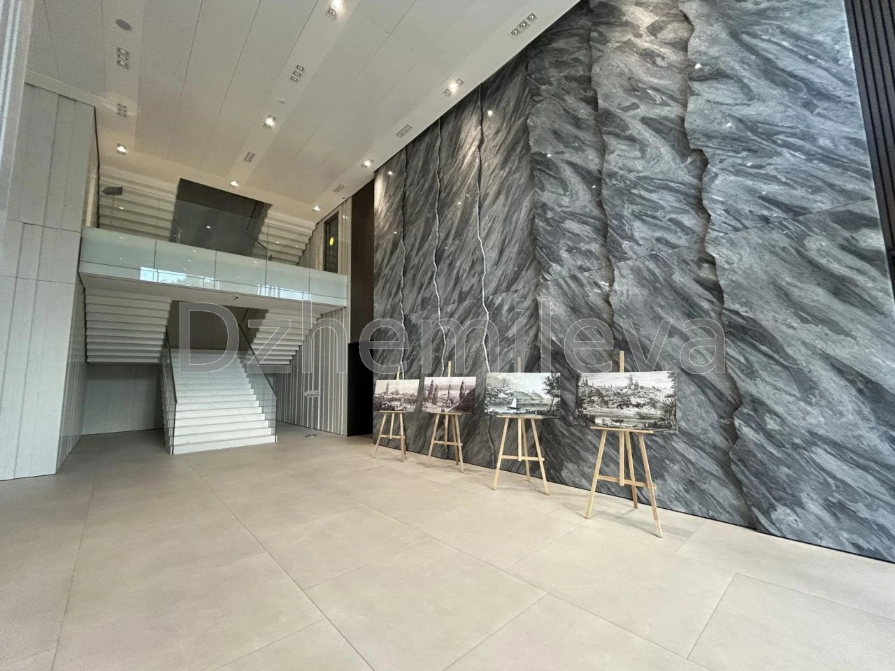 Rent 3-bedroom apartment (138 sq m) in Kyiv, Holosiiv district