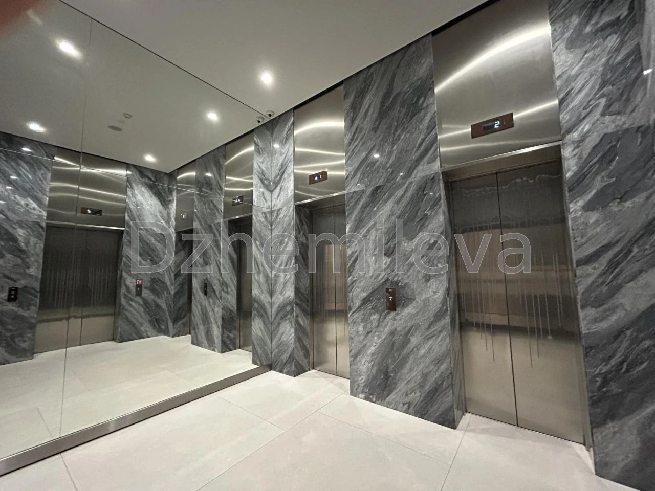 Rent 3-bedroom apartment (138 sq m) in Kyiv, Holosiiv district